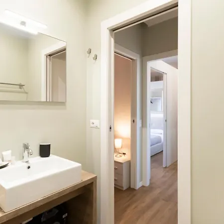 Apartman Via Torino 1 Milánó