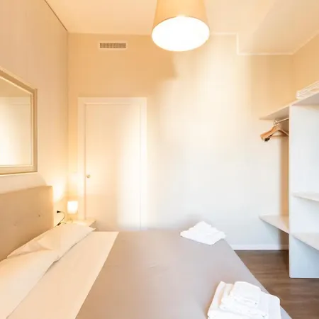 Via Torino 1 Appartement